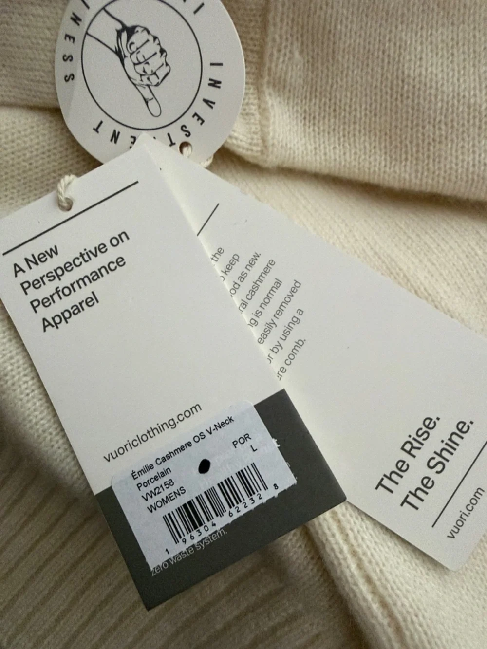 Vuori Porcelain Émilie Cashmere Oversized V-Neck